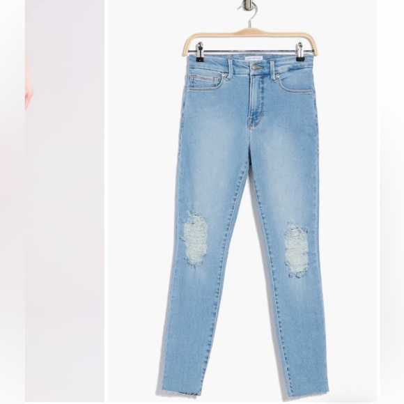 Good American Good Legs Cropped Jeans - Picture 4 of 6